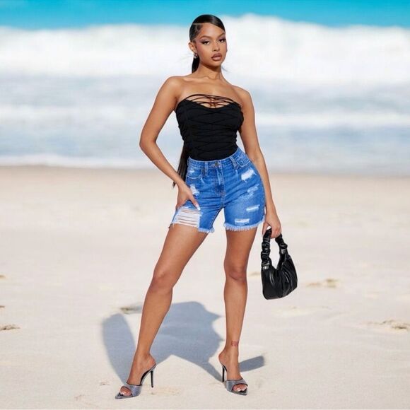 Fashion Nova Shorts Ripped Frayed Denim Baddies Streetwear Edgy Juniors 11 30” - Picture 9 of 16